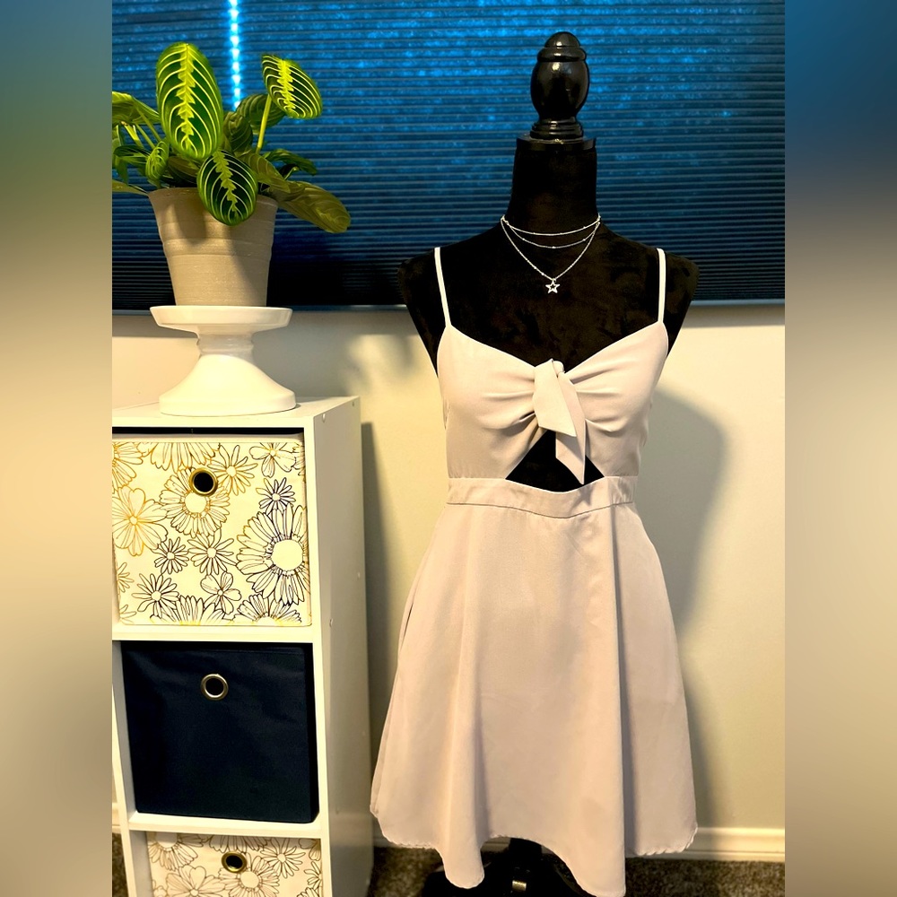 Summer dress with pockets